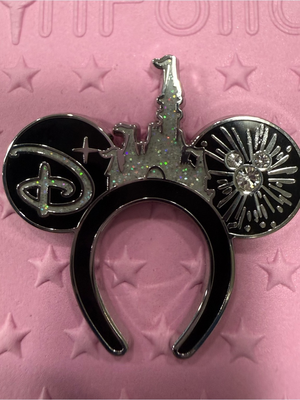 WDW - 2025 Wave A- Cinderella Castle Super Chaser Hidden Mickey Pin - Picture 2 of 7